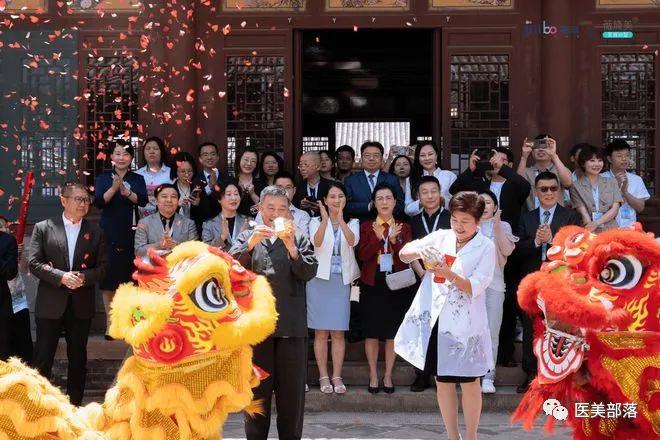 锦波生物：旗下薇旖美至真重磅上市，开启胶原抗衰"活性新生"时代