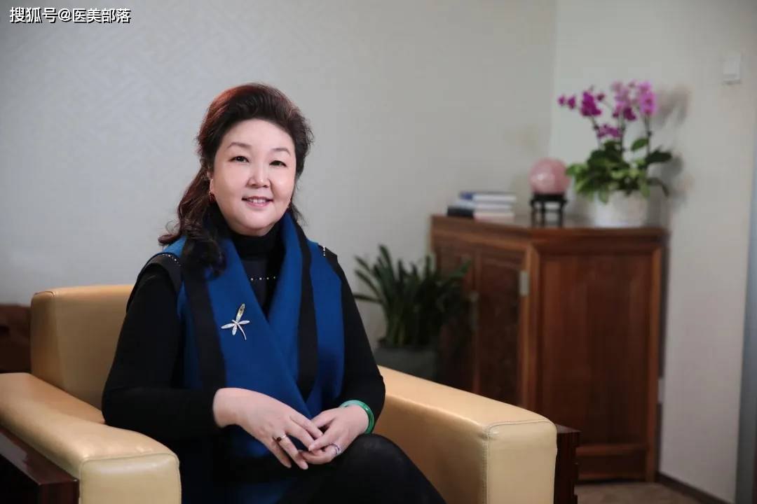 爱美客：「营收净利」增近50%，「毛利率」高达95% 