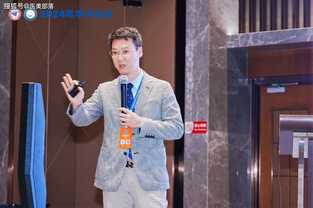 悦龄塑：携「锁龄臻」两次重磅亮相，骨性抗衰重塑「美力新生」 