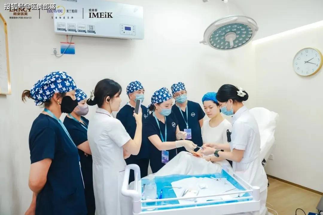 科俪莱 | 「黄金双妍针」氧妍发布，领跑「活性童颜」新时代