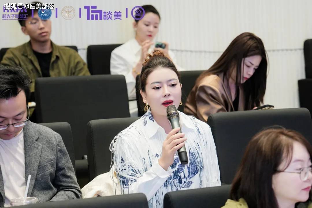 宏强科技 | 「光联汇」发布会暨「集耀超光子」签约仪式圆满落幕 
