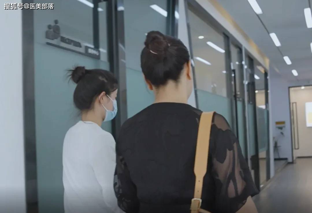以色美科 | D9肌肤影像分析仪，赋能机构「数字化」转型升级