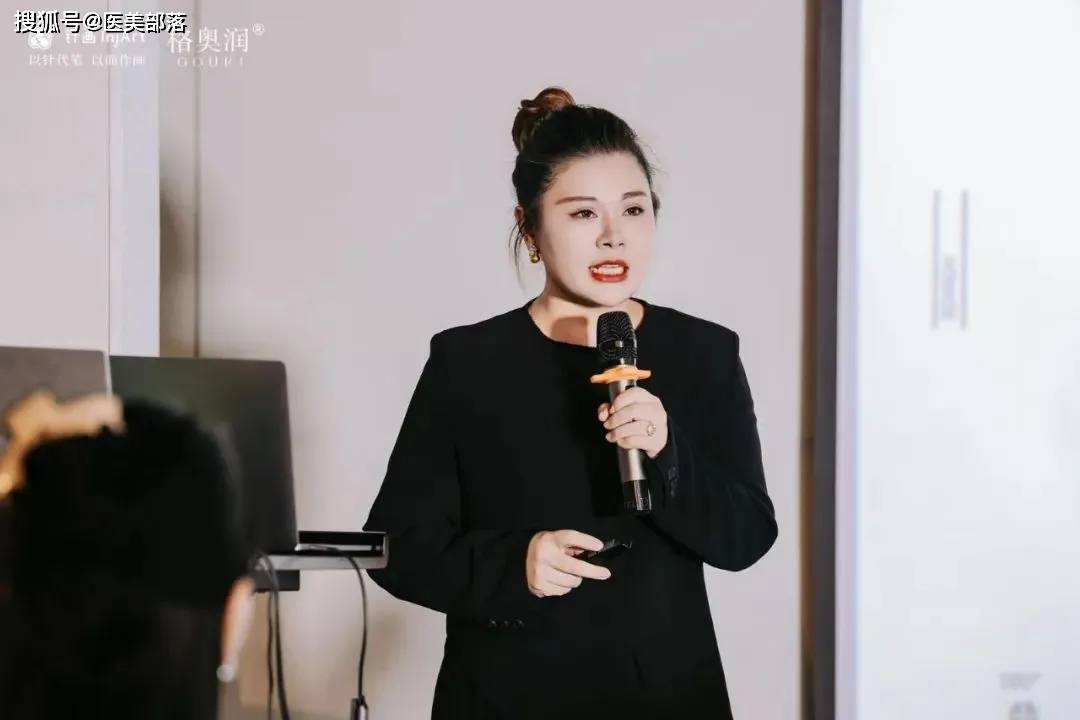 针画 | 首场「杭州读书会」完美落幕，携手「医生专家」共话医美星光