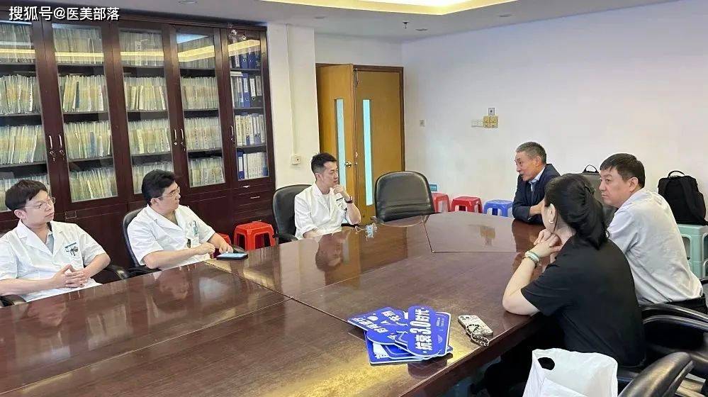 悦龄塑 | 新品「HA+HAP」面部填充剂「DermiraCa」完成首例受试者入组