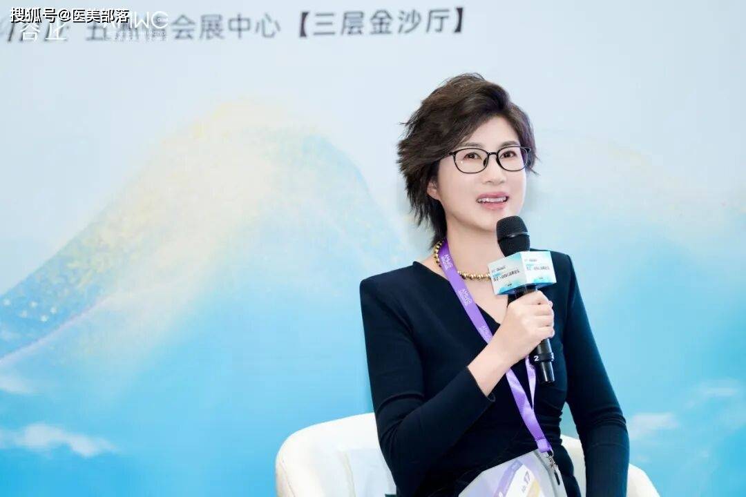 蓉芷 | 荣膺AMWC「2025年度注射创新产品奖」，中国医美迎来全球高光时刻